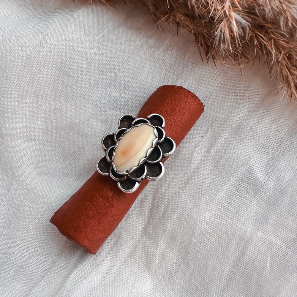 Size 7 Vintage Sunburst ring - Picture 4 of 5